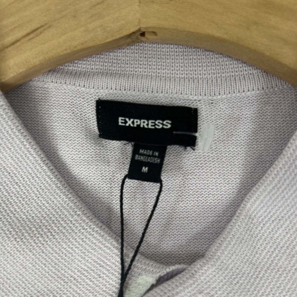NWT Express Men’s Medium Button Down Collard Style Knit Shirt 100 % Cotton LILAC - Picture 4 of 7